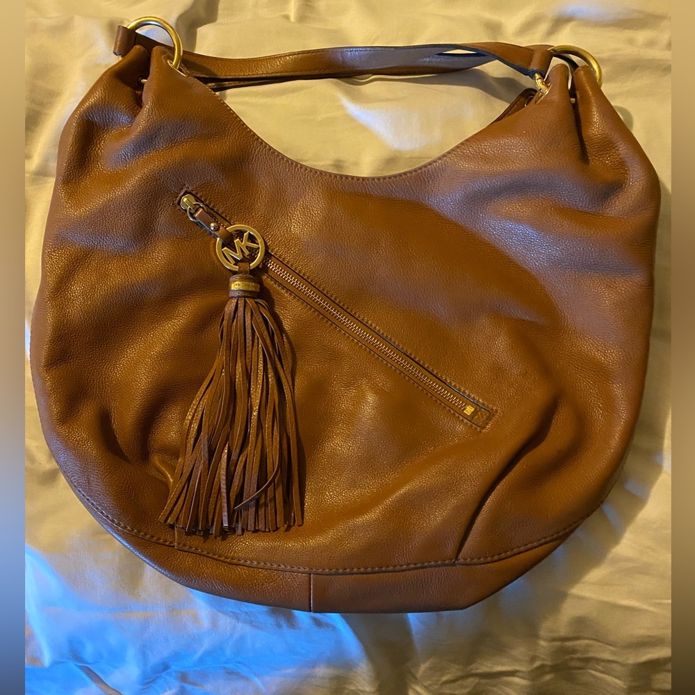Michael Kors brown purse. Great condition.